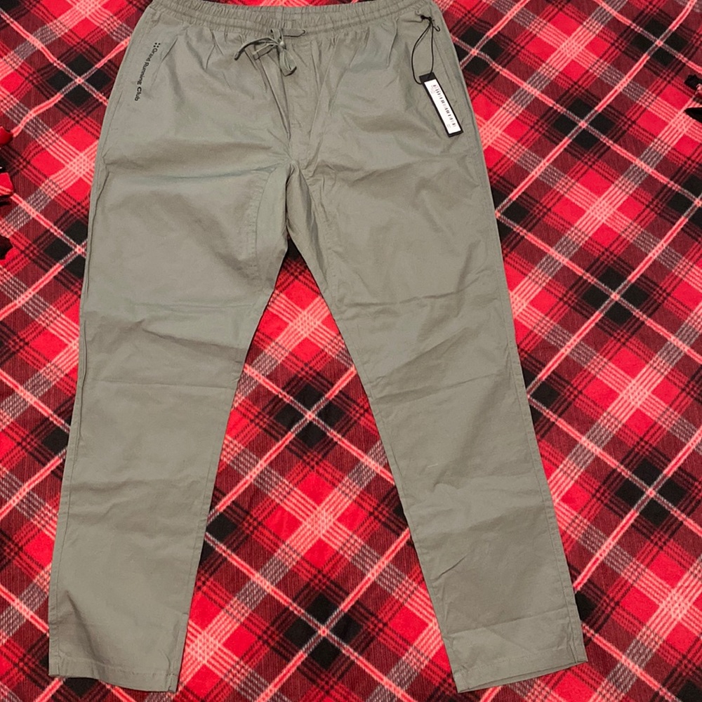 Grand Running Club Sage Colored Flight Pants